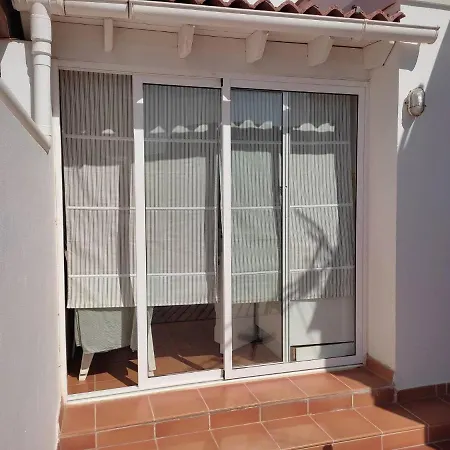 Lovely With Private Terrace And Ocean View Lägenhet *